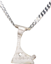 FINE VIKING VOTIVE AXE NECKLACE, C.850-1050 AD - Picardi Jewelry