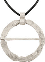 RARE VIKING PROTECTIVE BROOCH NECKLACE 10th CENTURY - Picardi Jewelry