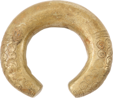 ASHANTI WOMAN’S FIGHTING BRACELET - Picardi Jewelry