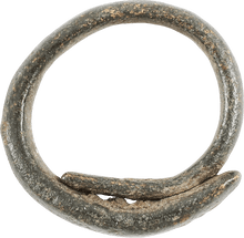VIKING RING FOR A MALE BABY OR SMALL BOY, C.900-1050 AD, SIZE 2-3 - Picardi Jewelry