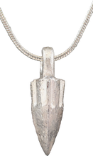 ROMAN ARROWHEAD PENDANT NECKLACE, C.100 BC - Picardi Jewelry