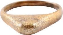 EUROPEAN LADIES FASHION RING C.1300-1400 - Picardi Jewelry