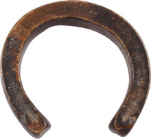 ASHANTI WOMAN’S FIGHTING BRACELET - Picardi Jewelry