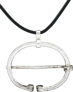 RARE VIKING PROTECTIVE BROOCH NECKLACE, 9th CENTURY