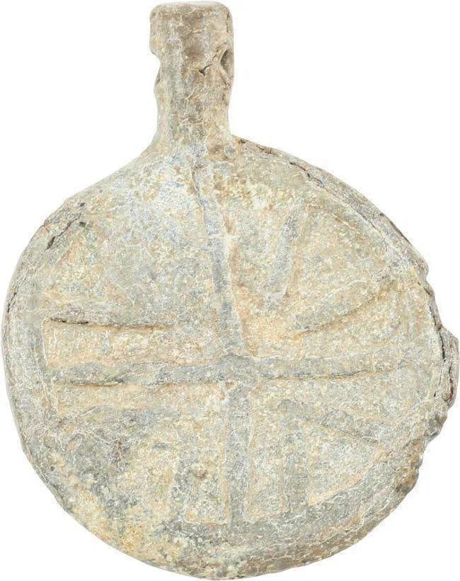 MEDIEVAL PEASANTS PENDANT