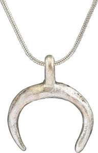 VIKING LUNAR PENDANT NECKLACE, C. 900 - 1000 AD