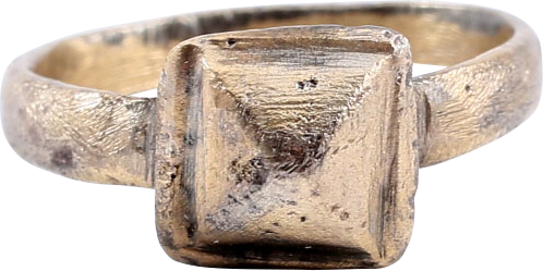 FINE ROMAN PROSTITUTE'S RING, C.100-300 AD, SIZE 4 (8270049181870)