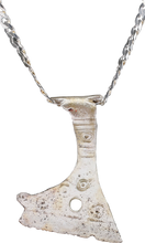 FINE VIKING VOTIVE AXE NECKLACE, C.850-1050 AD - Picardi Jewelry