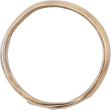 ANCIENT VIKING COIL RING, C.850-1050 AD, SIZE 9 ¼ - Picardi Jewelry