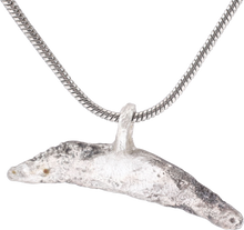 GREEK/UKRAINIAN BRONZE DOLPHIN PENDANT NECKLACE, 5TH-4TH CENTURY BC - Fagan Arms