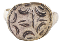 ROMAN RING 2ND-3RD CENTURY AD, ZOROASTER FIRE ALTAR, SIZE 11 ¼ - Fagan Arms