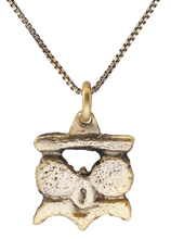 NOBLE LADY’S HERALDIC/ARMORIAL PENDANT NECKLACE C.1400-1600 - Fagan Arms
