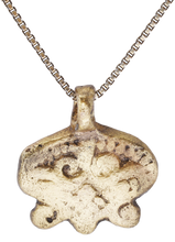 SCANDINAVIAN WOMAN’S PENDANT NECKLACE, 12TH-14TH CENTURY AD - Fagan Arms