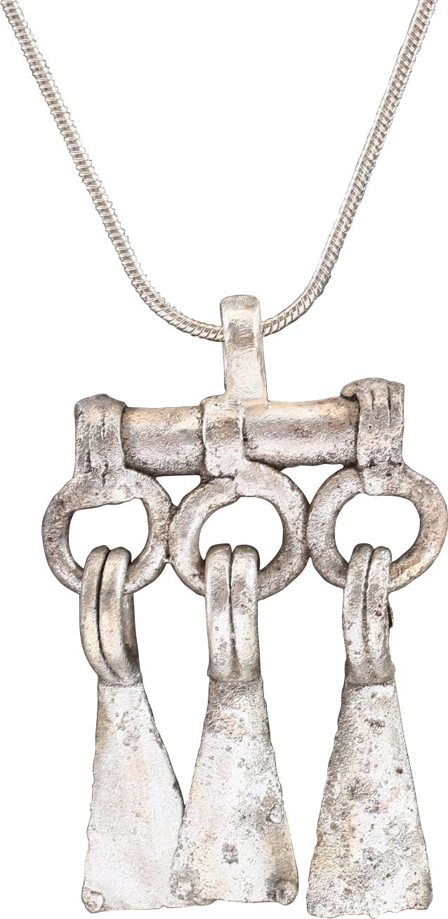  - VIKING SORCERESS'S PENDANT NECKLACE, 10TH-11TH CENTURY AD