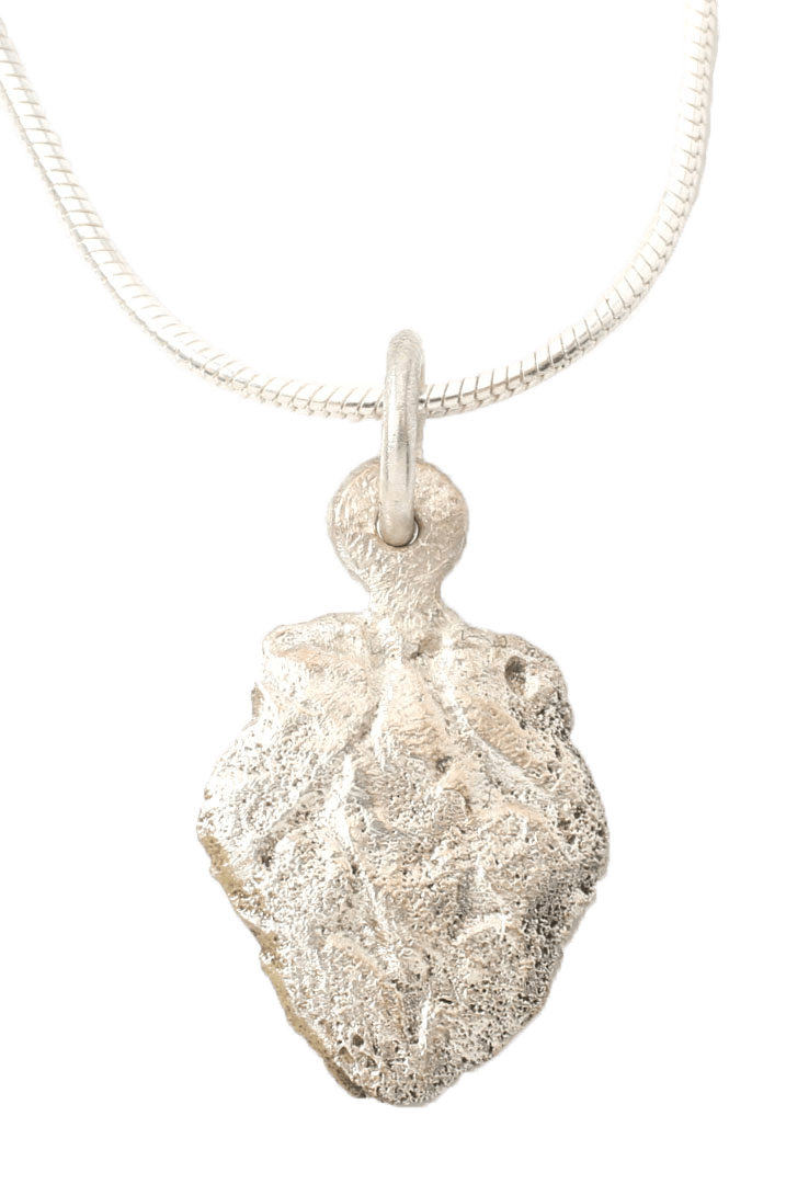 VIKING HEART PENDANT NECKLACE, 850-950 AD - Picardi Jewelry
